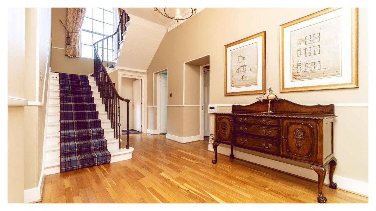 A Luxurious Masterpiece Steps From Stirling Villa Eksteriør bilde