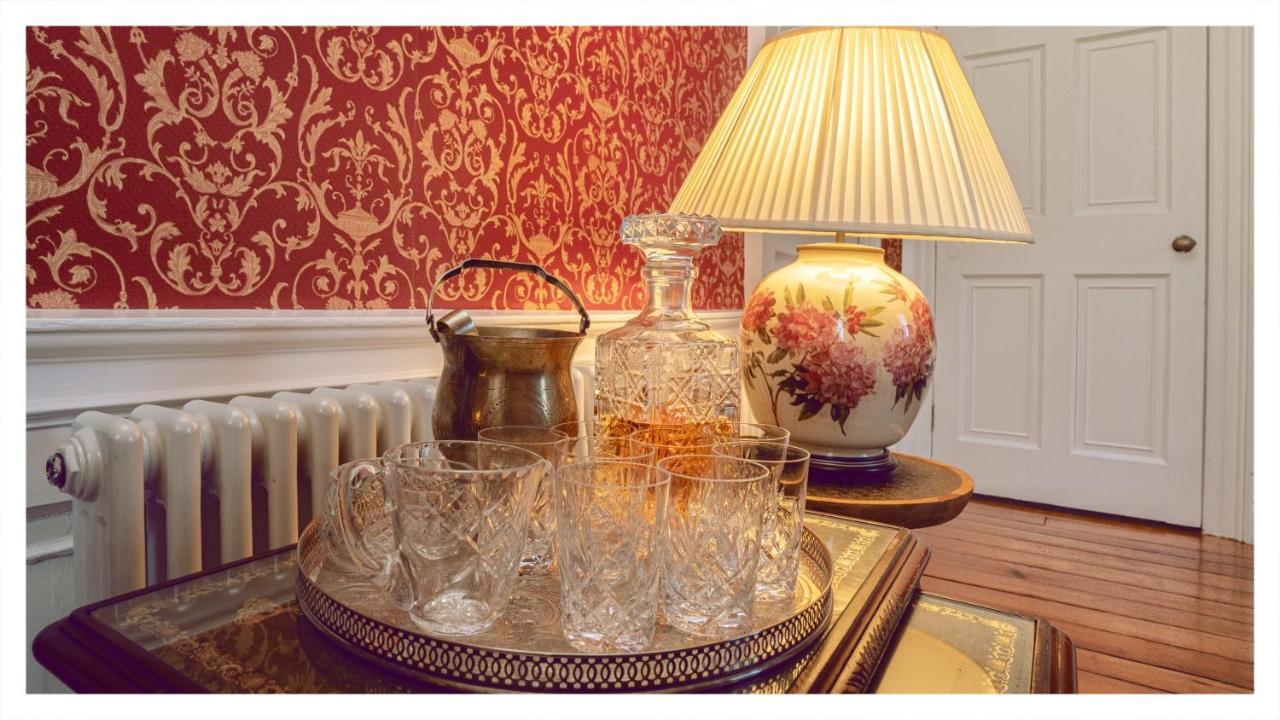 A Luxurious Masterpiece Steps From Stirling Villa Eksteriør bilde