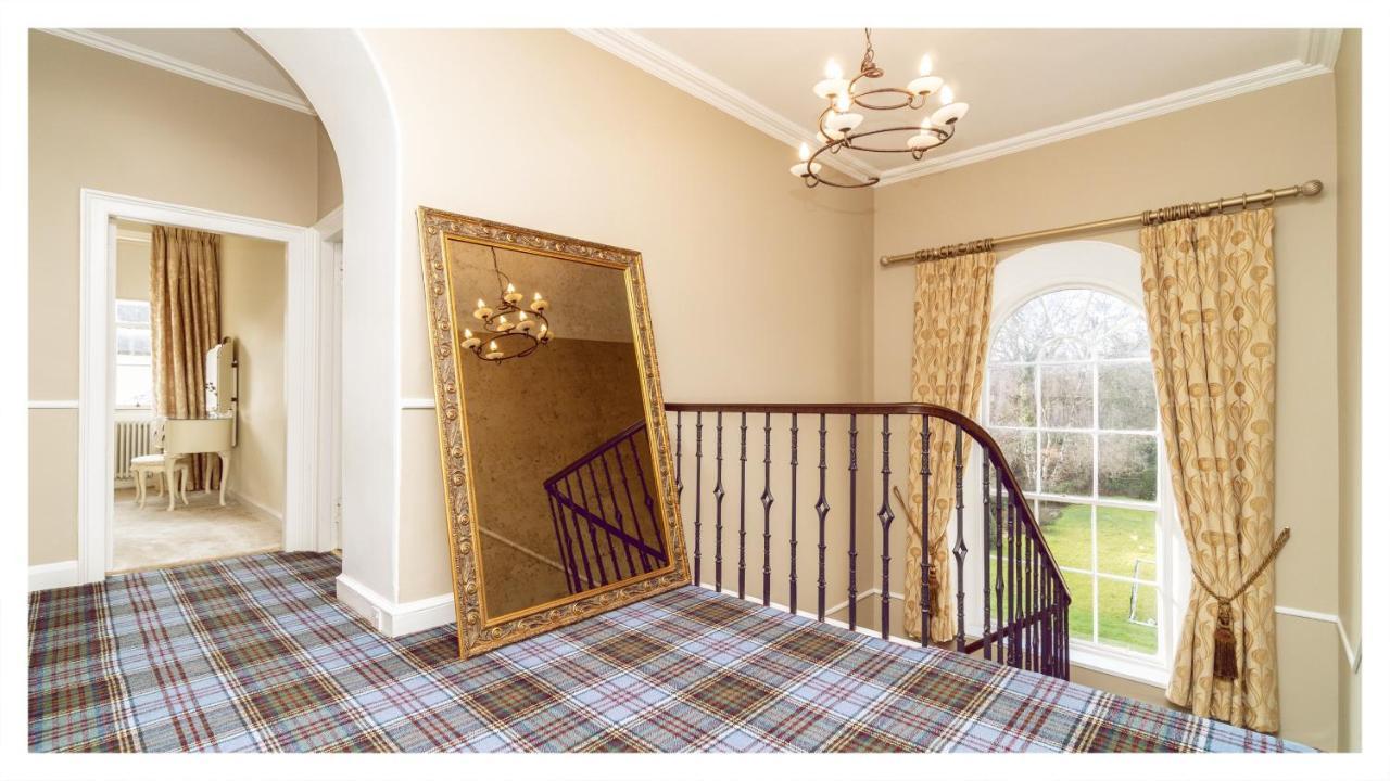 A Luxurious Masterpiece Steps From Stirling Villa Eksteriør bilde